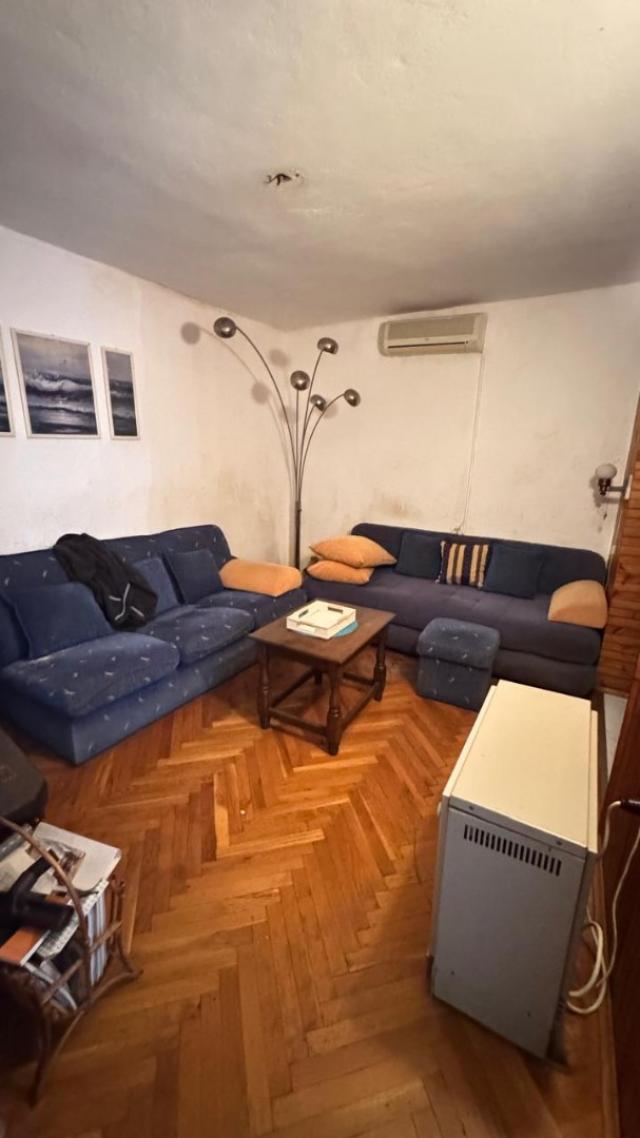 House in Budva, Podkašljun area