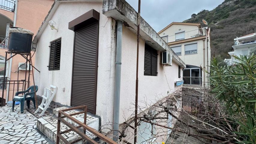 House in Budva, Podkašljun area