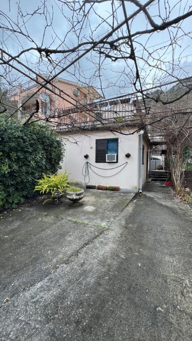 House in Budva, Podkašljun area