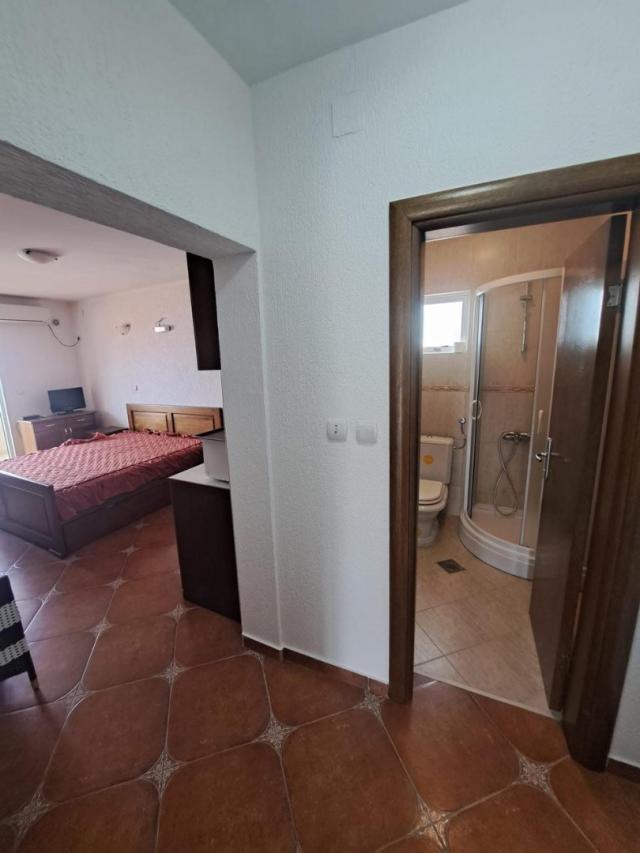 Studio with sea view in Utjeha, Hladná Uvala, Urgent sale. 