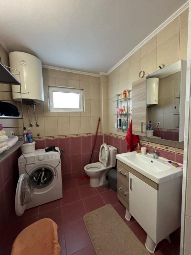 For sale spacious house in the area of Green Market, Bar