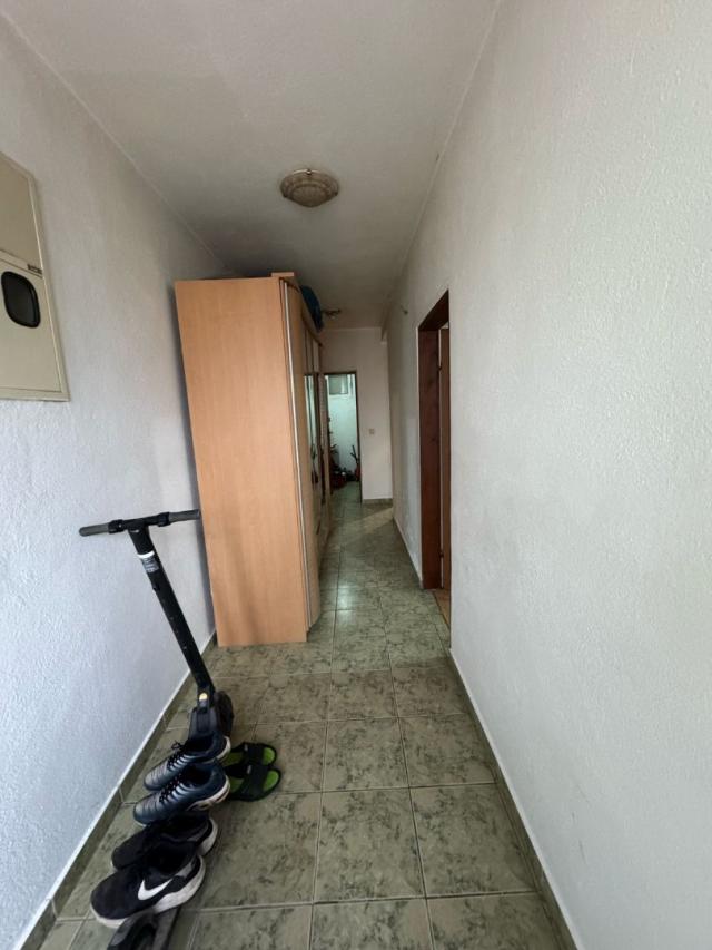 For sale spacious house in the area of Green Market, Bar