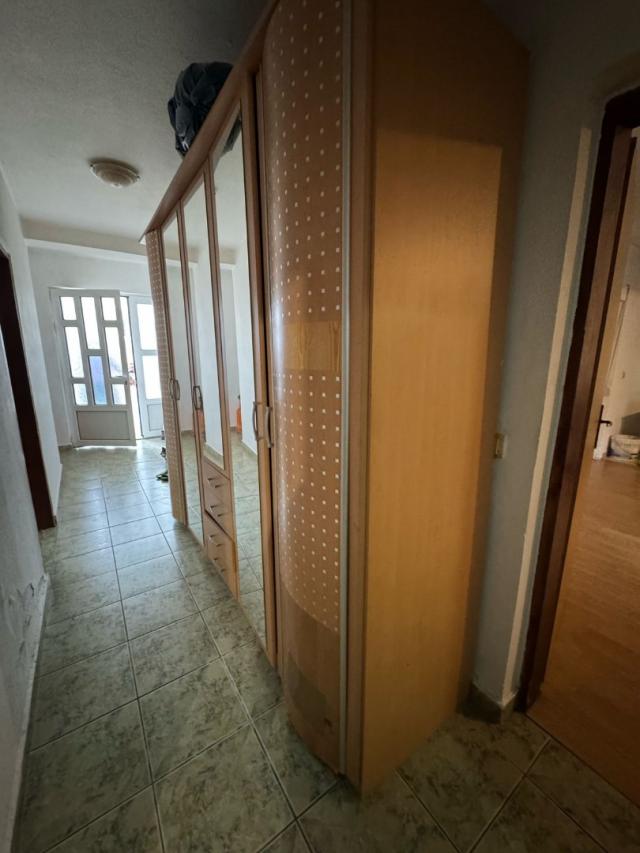 For sale spacious house in the area of Green Market, Bar