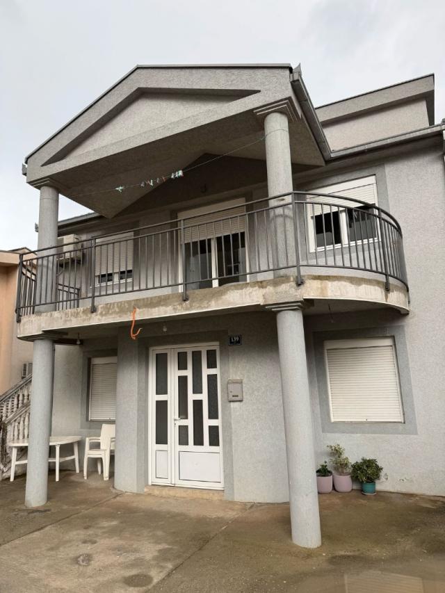 For sale spacious house in the area of Green Market, Bar