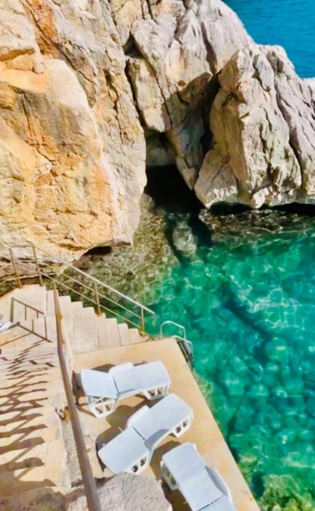 Villa on the first coastline with private beach and pool