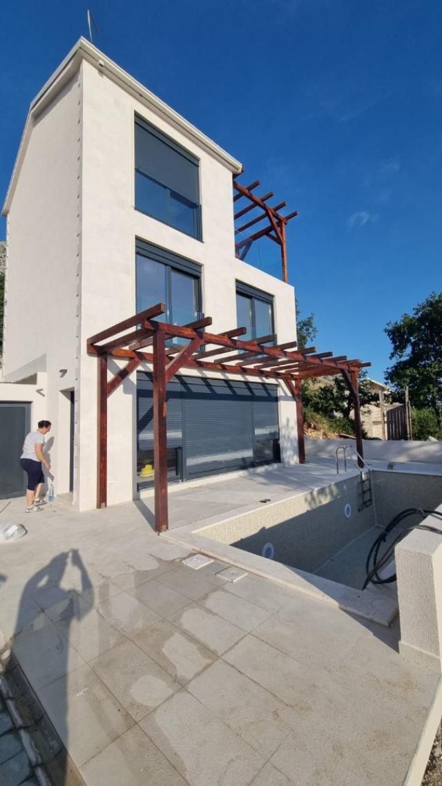 New villas with pool in Budva Riviera