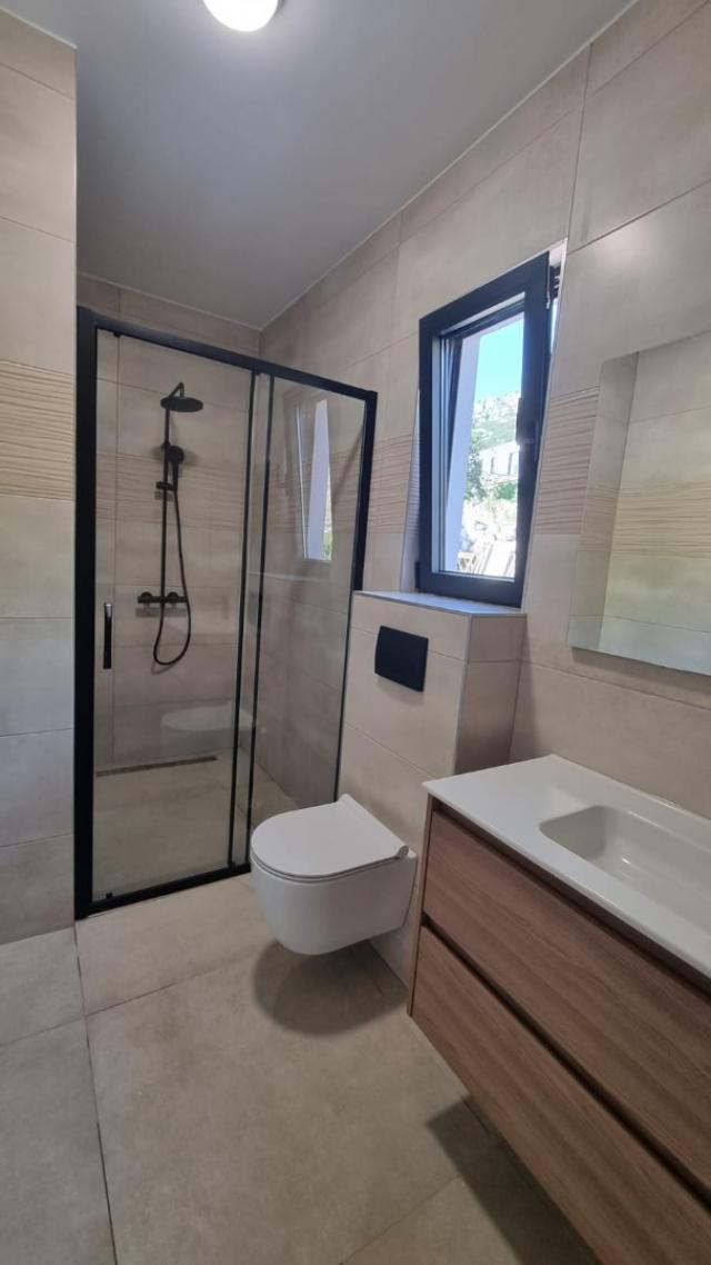 New villas with pool in Budva Riviera