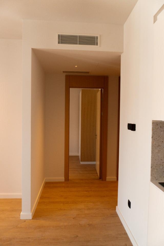 Modern 1 bedroom apartment near Porto Montenegro, Tivat