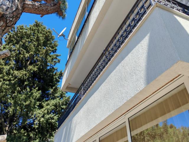 Petrovac. 2 bedroom apartment near the sea, 260,000 €