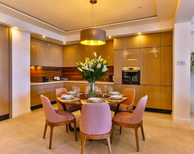 Luxury Apartment with Direct Sea View – 2 Bedrooms, 107 m²