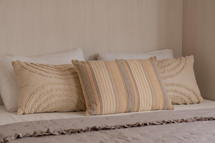Bright and cozy 2-bedroom apartment with sea view in Przno, Budva Riviera. 