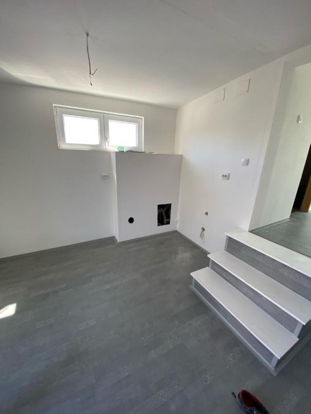 House in Uteha with panoramic sea view