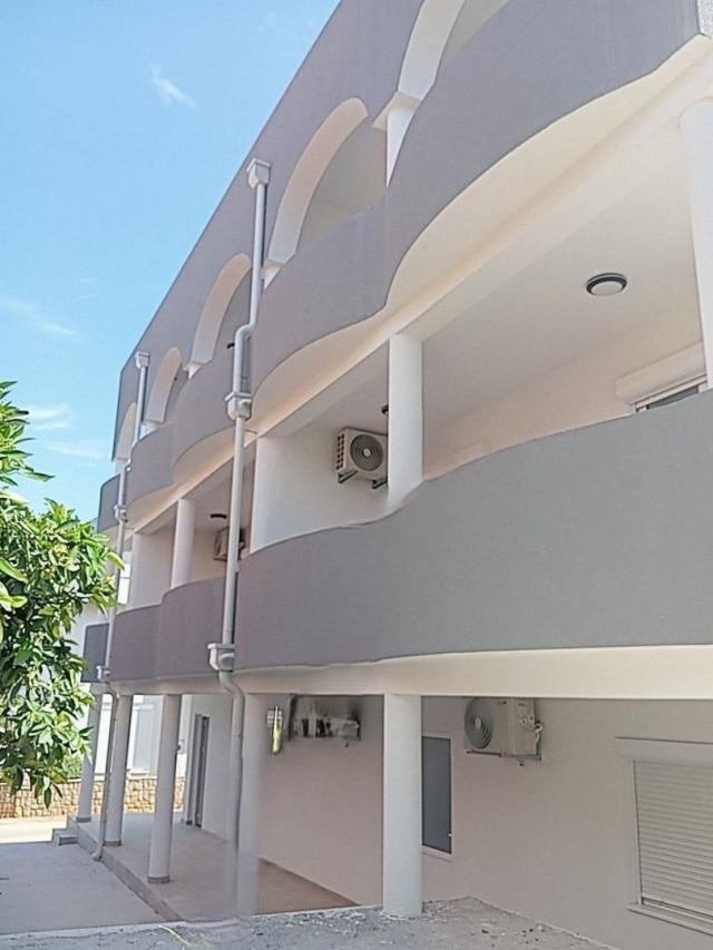 Start of sales of apartments and studios in a new building, Dobra Voda, Bar