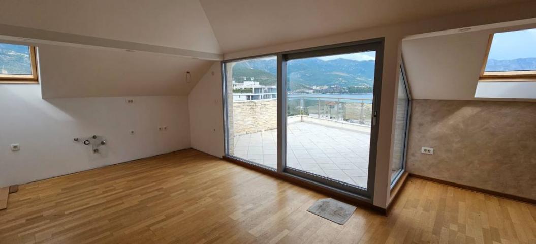 For sale cozy apartment with 2 bedrooms in Budva. 