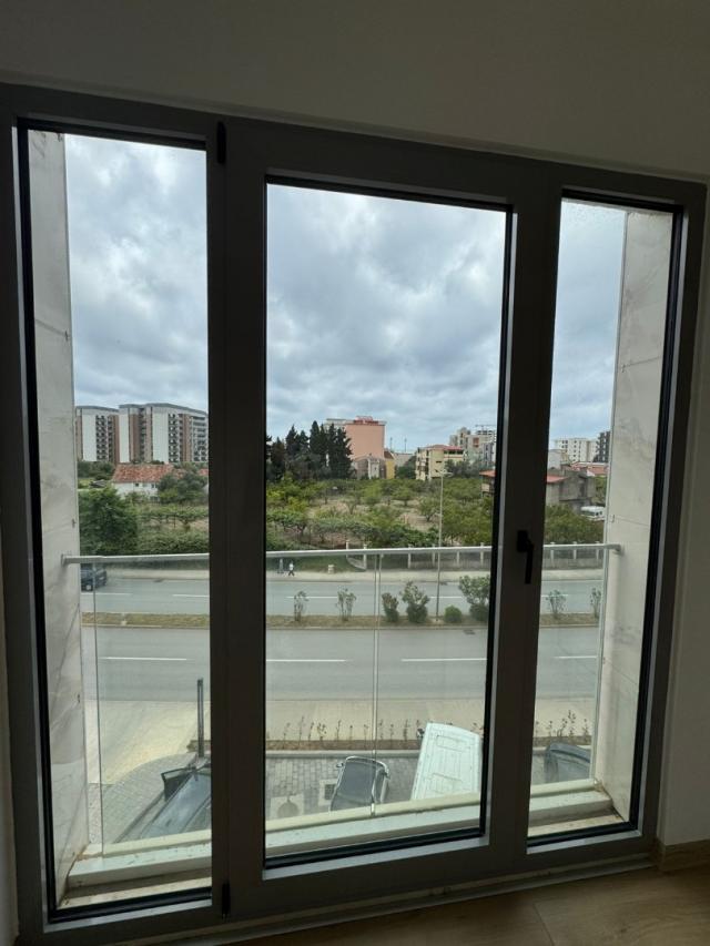New 2-bedroom apartment in a premium complex with a swimming pool in Bar. 