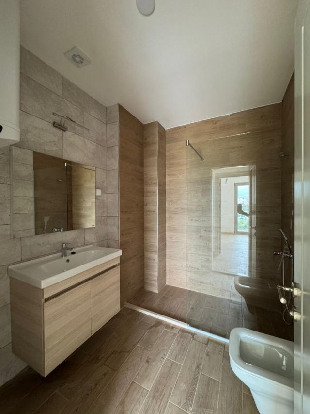 New 2-bedroom apartment in a premium complex with a swimming pool in Bar. 
