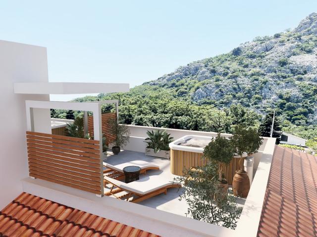 Cozy apartment by the sea in a complex with a swimming pool and spa