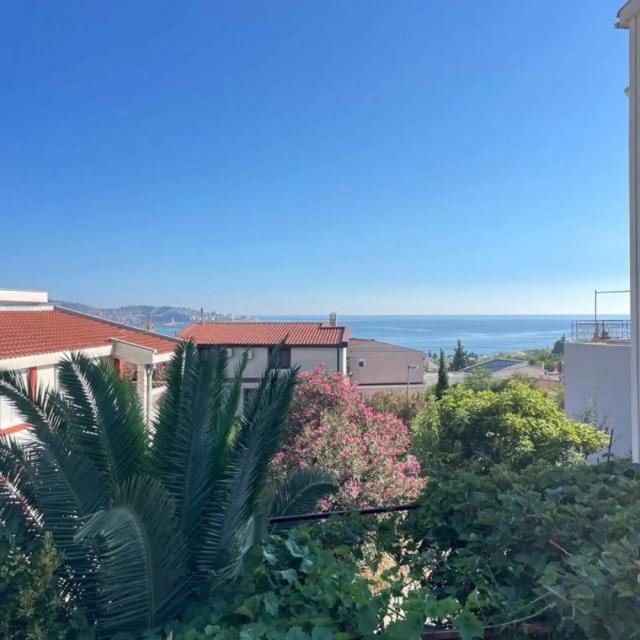 A legal and spacious family house by the sea, Shushan, Bar Riviera