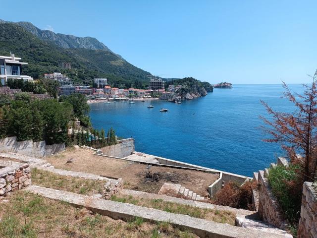 Villa in a unique location on the 1st coastline in Przno (Milocer)