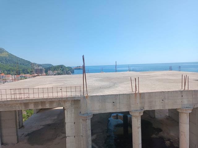 Villa in a unique location on the 1st coastline in Przno (Milocer)