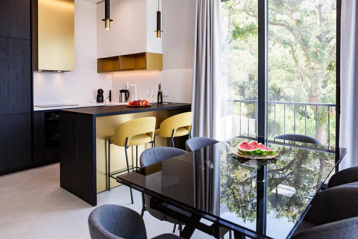 Townhouse with panoramic views of the Adriatic Sea in a gated complex in the Budva Riviera