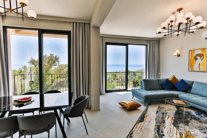 Townhouse with panoramic views of the Adriatic Sea in a gated complex in the Budva Riviera