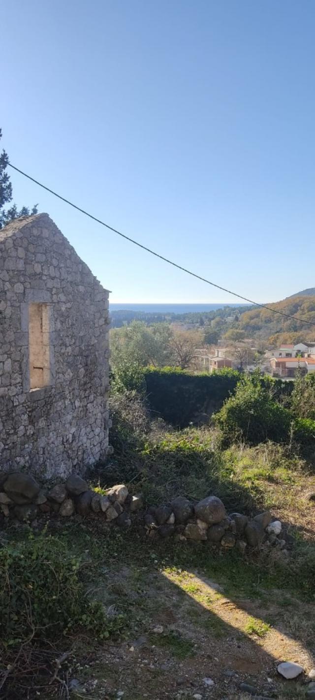 Mediterranean-style stone house with sea views in Sutomore for sale