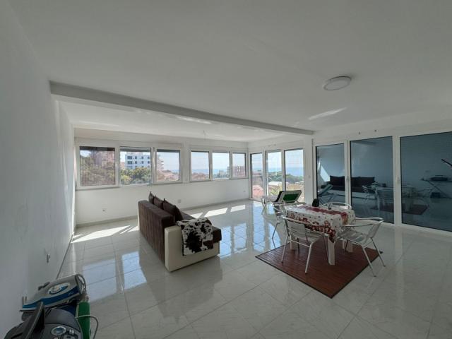 House with panoramic sea views in Uteha, Kunja. 