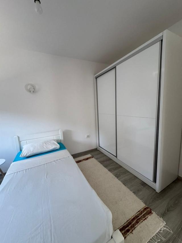 House with panoramic sea views in Uteha, Kunja. 