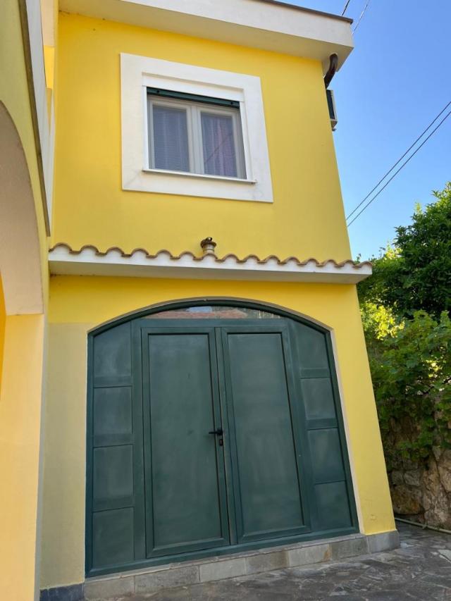 A cozy two-story house in Sutomore is for sale. 