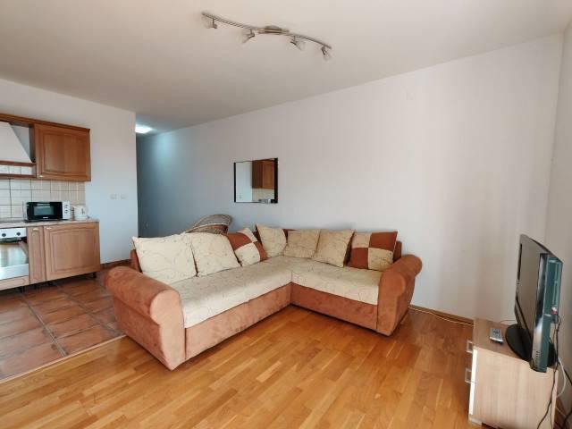 One-bedroom apartment with sea view in Petrovac for sale. 