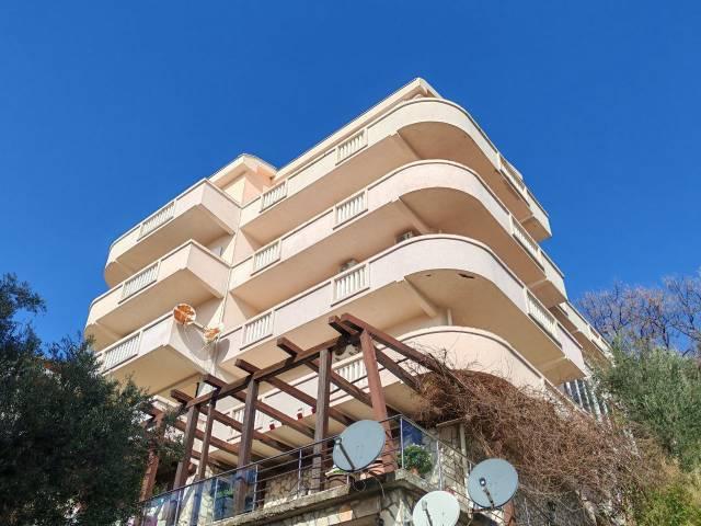 One-bedroom apartment with sea view in Petrovac for sale. 