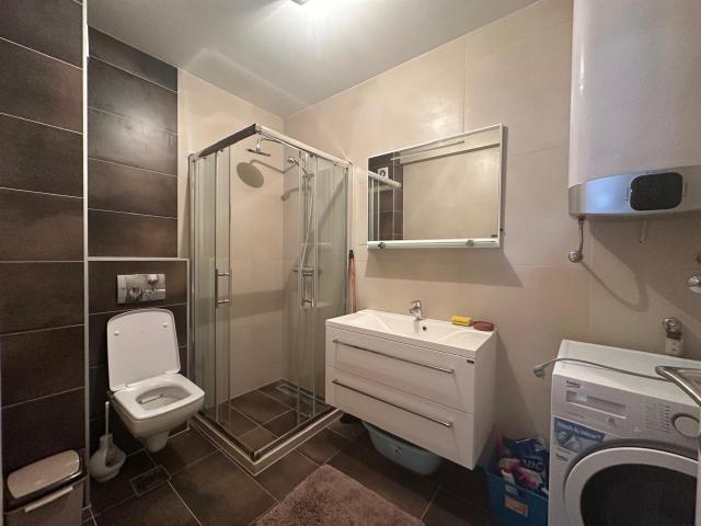 Apartment in a new building in the center of Sutomore, 52 m2