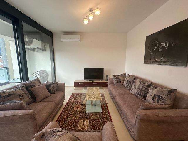 Apartment in a new building in the center of Sutomore, 52 m2