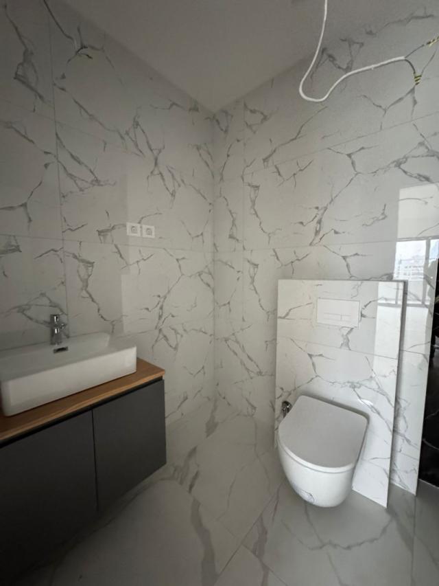 For sale: luxury apartment in a new residential complex in Bar. 
