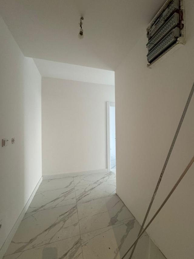 For sale: luxury apartment in a new residential complex in Bar. 