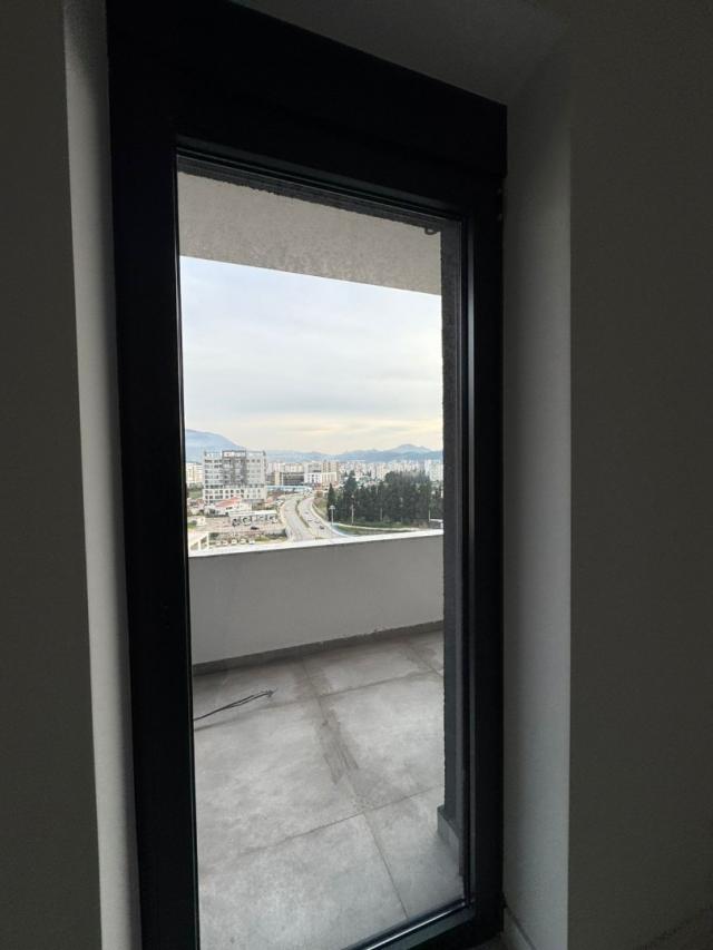 For sale: luxury apartment in a new residential complex in Bar. 