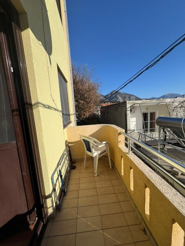 Apartment for sale in Sutomore below the highway, on the plain