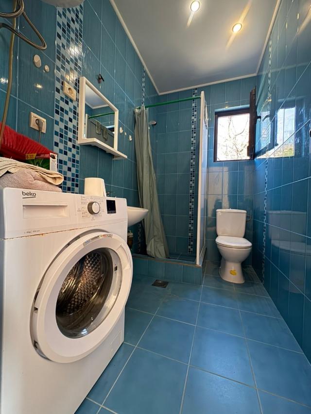 Apartment for sale in Sutomore below the highway, on the plain