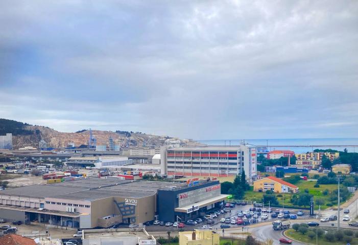 Bar center, 2-room apartment with panoramic sea views