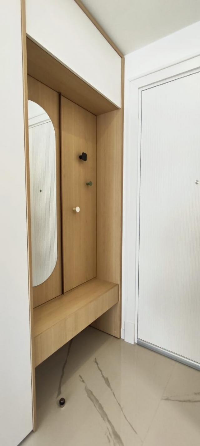 A studio apartment in a new modern residential complex with a swimming pool is for sale. 