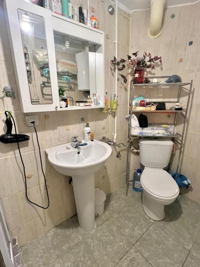 A three-bedroom apartment in Sutomore with its own courtyard