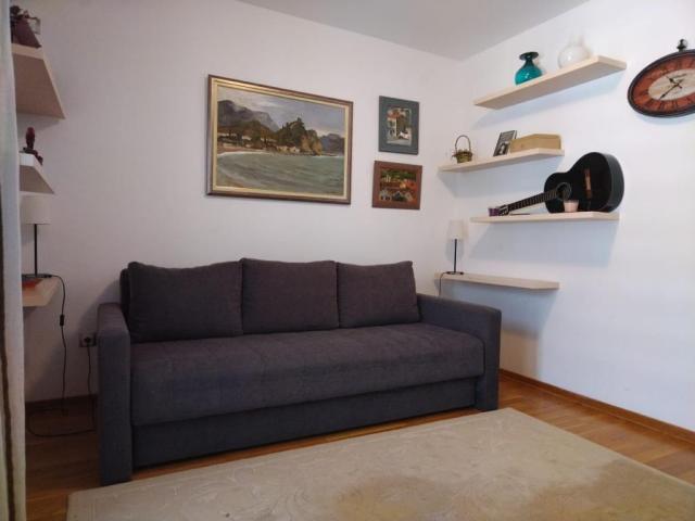 Apartment in Petrovac with 2 bedrooms 150 meters from the sea