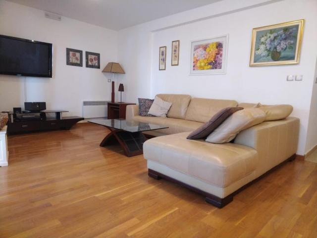 Apartment in Petrovac with 2 bedrooms 150 meters from the sea
