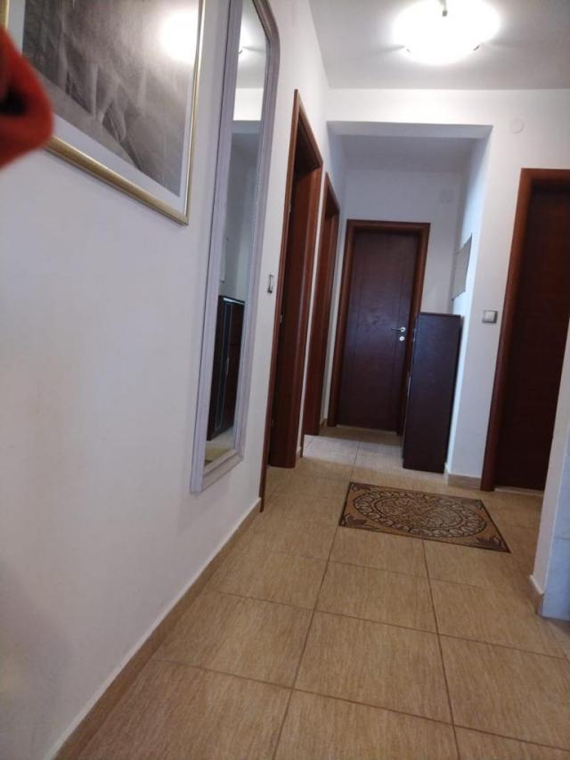 Apartment in Petrovac with 2 bedrooms 150 meters from the sea