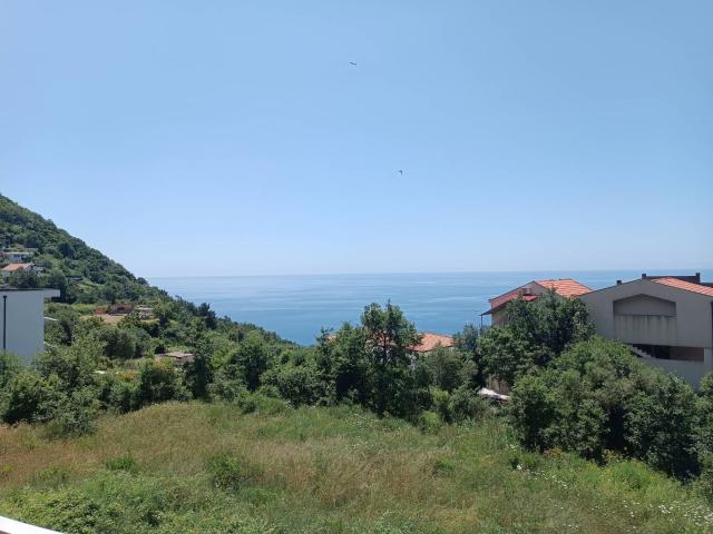 2 bedroom apartment with sea view in Seoce, Budva. 