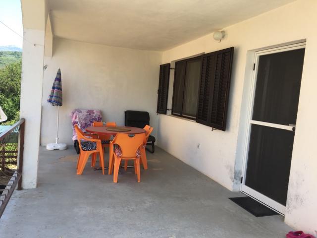Two-storey townhouse in Utjeha in a quiet area