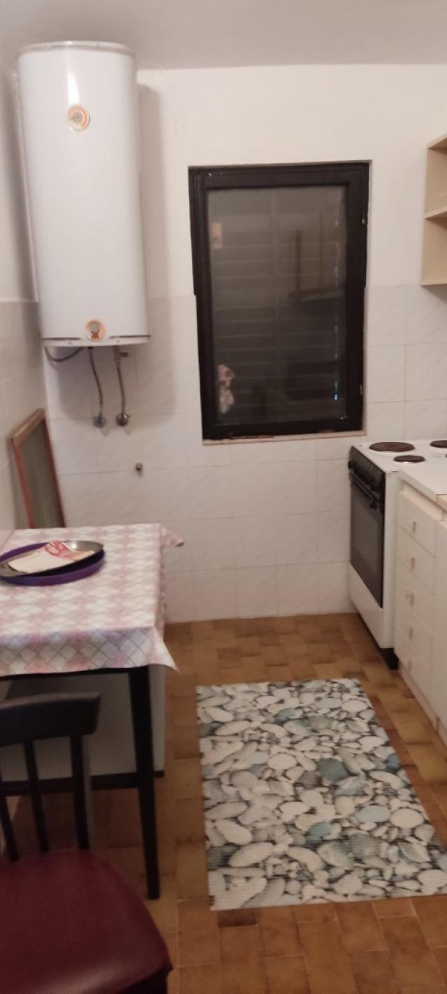 Two-storey house for a mini-hotel or family home in Sutomore, Bar