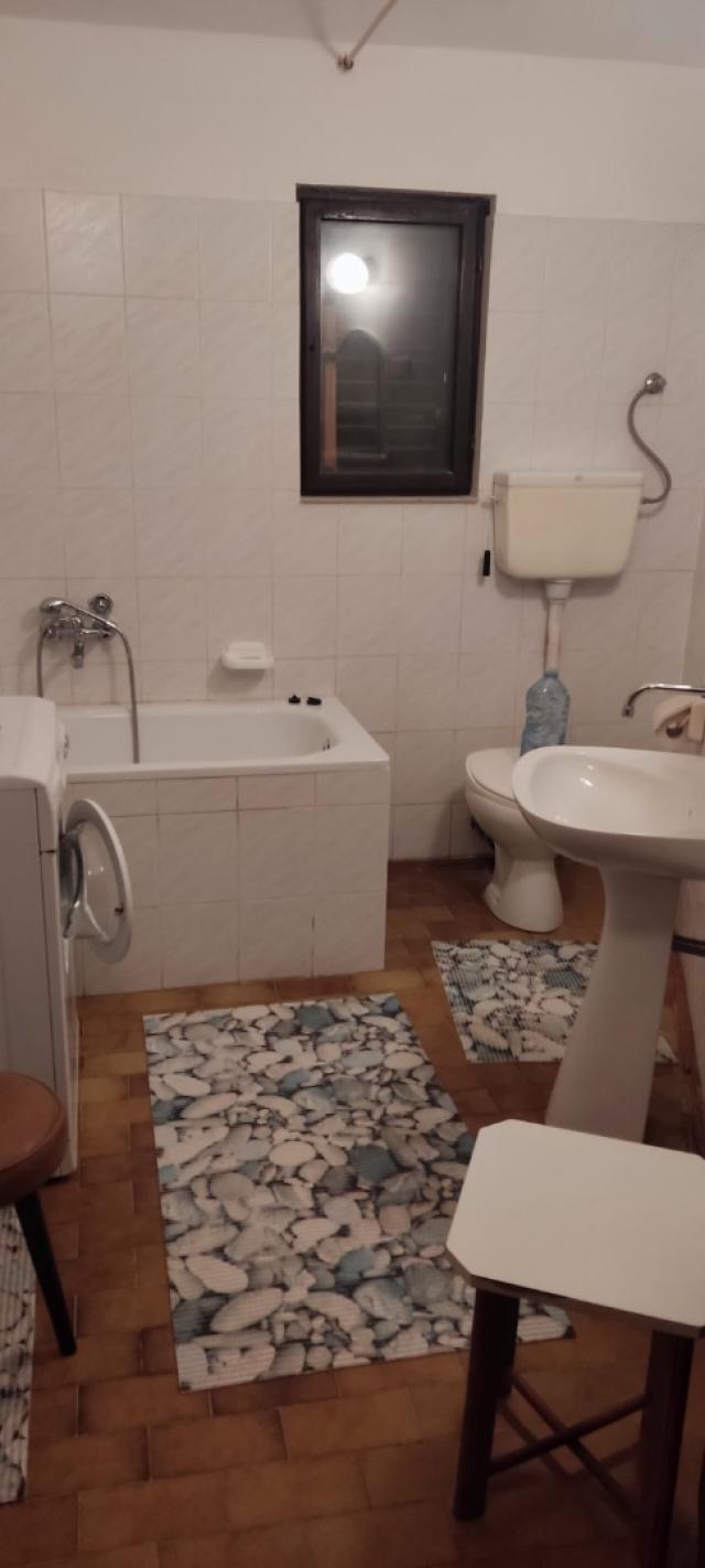 Two-storey house for a mini-hotel or family home in Sutomore, Bar