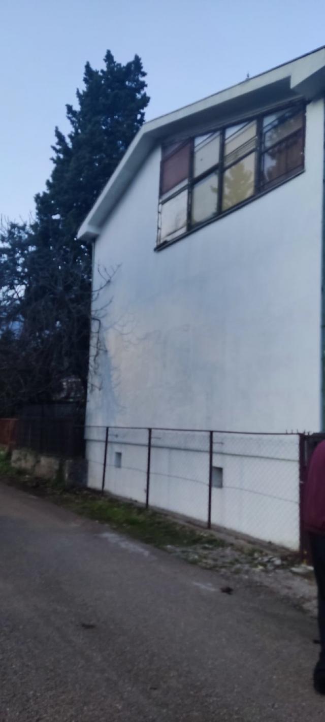 Two-storey house for a mini-hotel or family home in Sutomore, Bar
